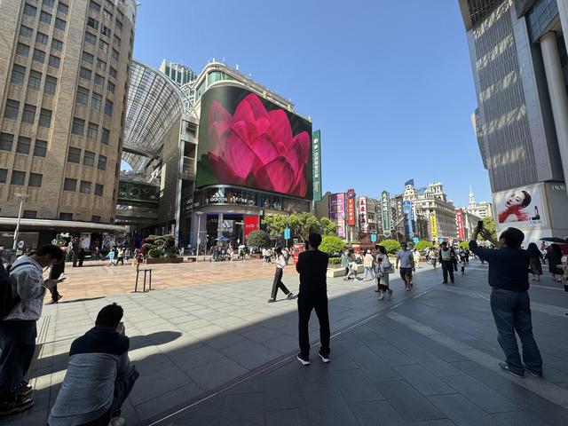 苏州高档百货批发市场，繁华商贸的缩影与消费新潮的引领者